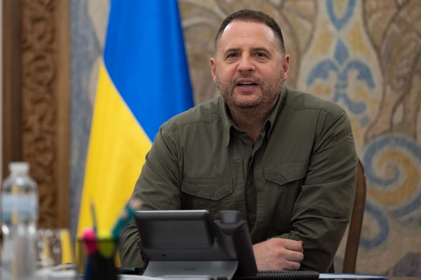 Україна повернула ще чотирьох викрадених Росією дітей - Єрмак