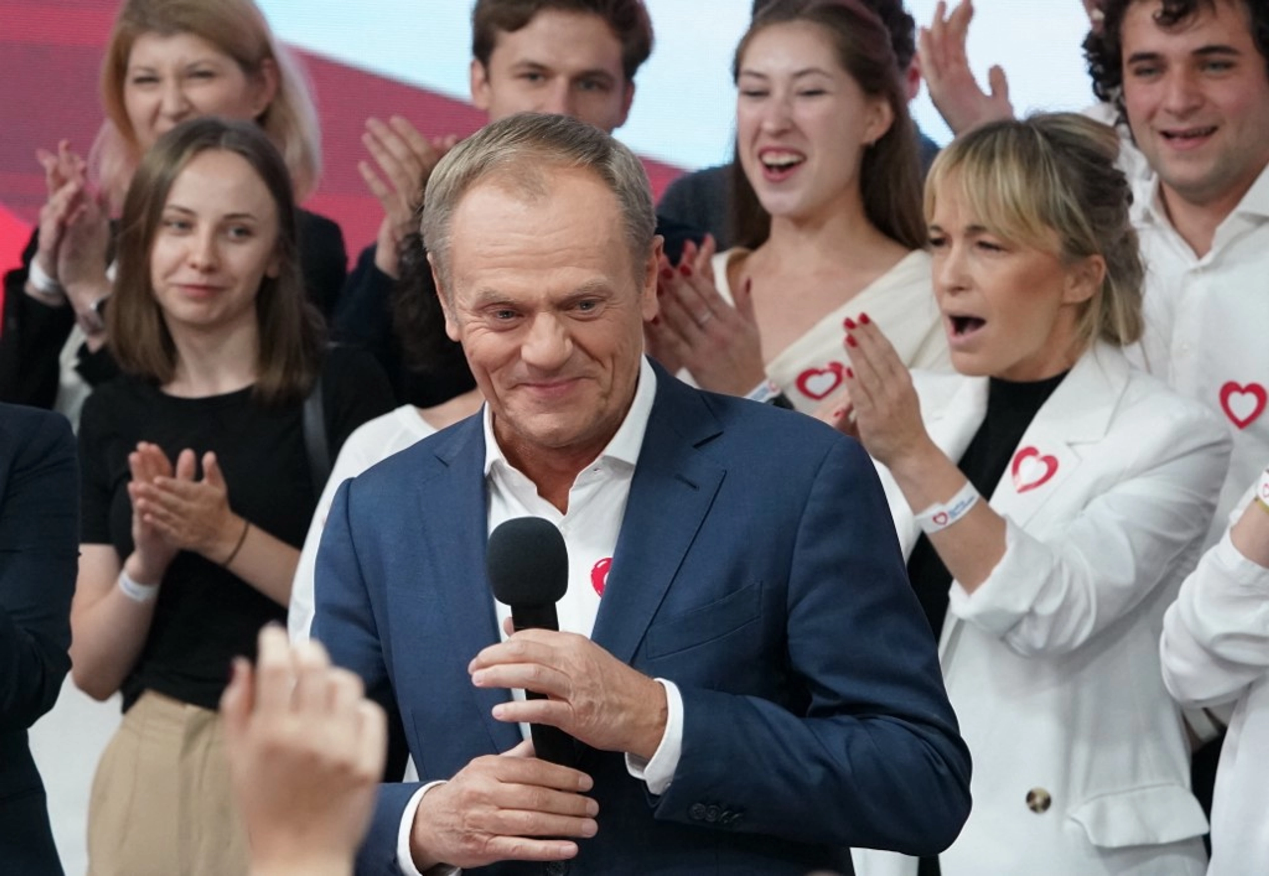 Polish Liberal Opposition Favoured in Election Exit Poll
