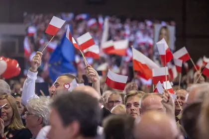 Poland's pro-EU Opposition Poised for Victory in Election with Record Turnout