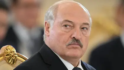 Лукашенко звільнив з посад послів в Україні та Естонії