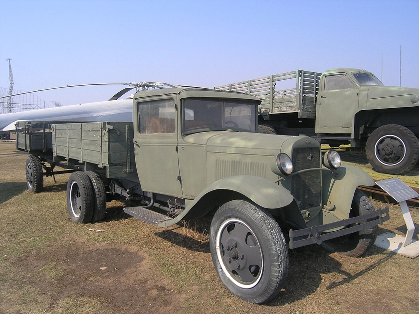 Russia Deploys Pre-WWII Tech on Avdiivka Assault