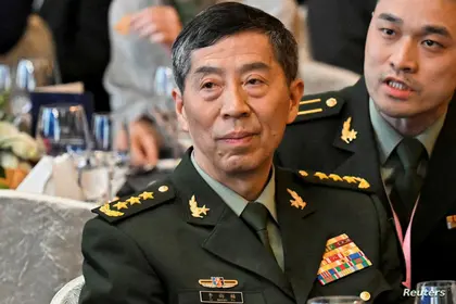 الصين تقيل وزير الدفاع "المختفي"