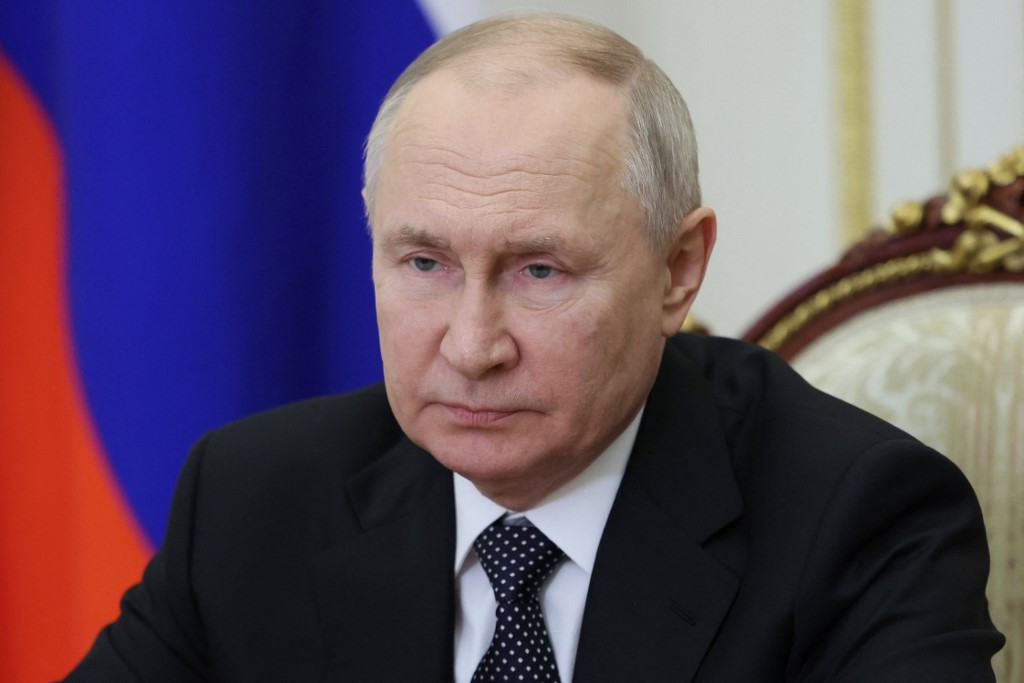 Putin’s ‘Heart Attack’ and Social Media’s Snowball Effect