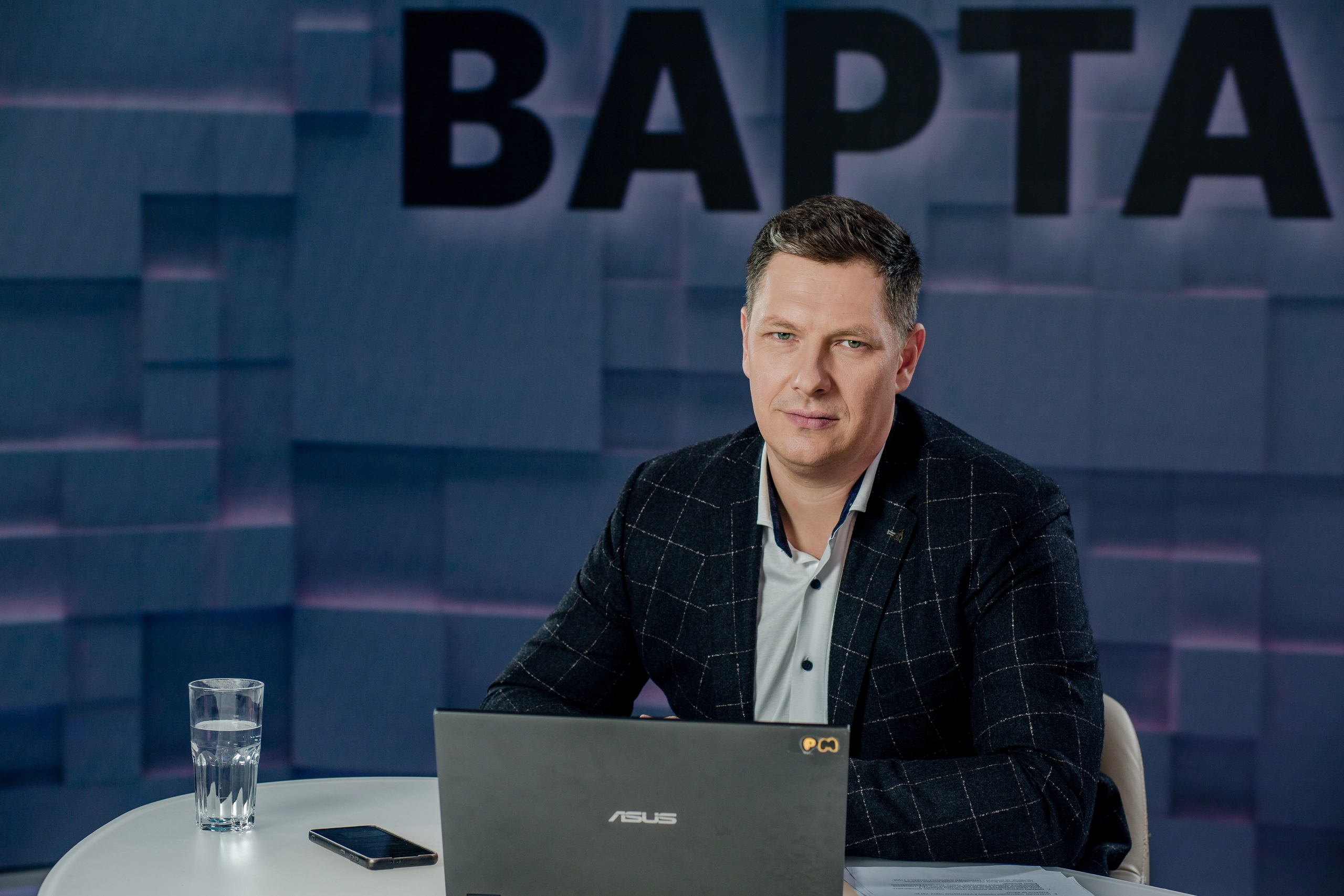 1+1 media: "військовий щоденник" журналіста Євгена Плінського у Телеграмі - фейк