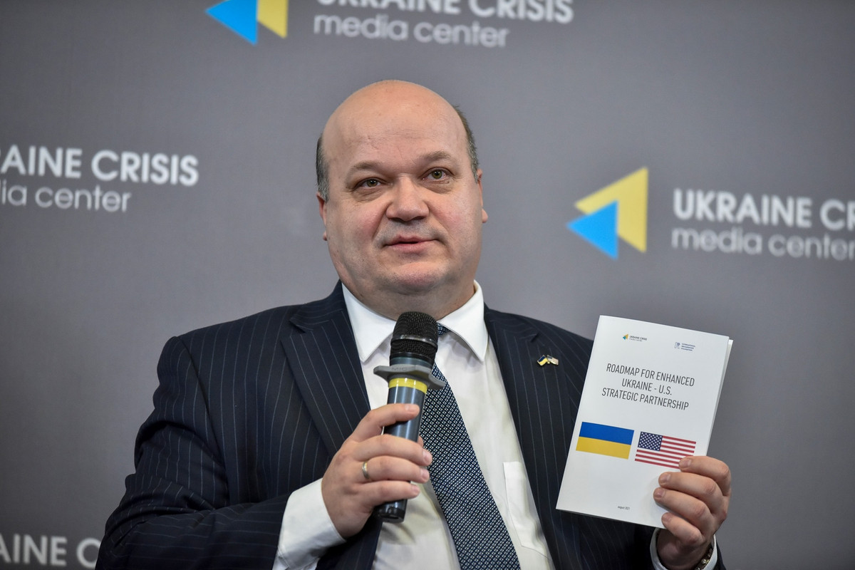 Колишній посол України та США з питань допомоги, новий спікер Палати представників і що буде далі