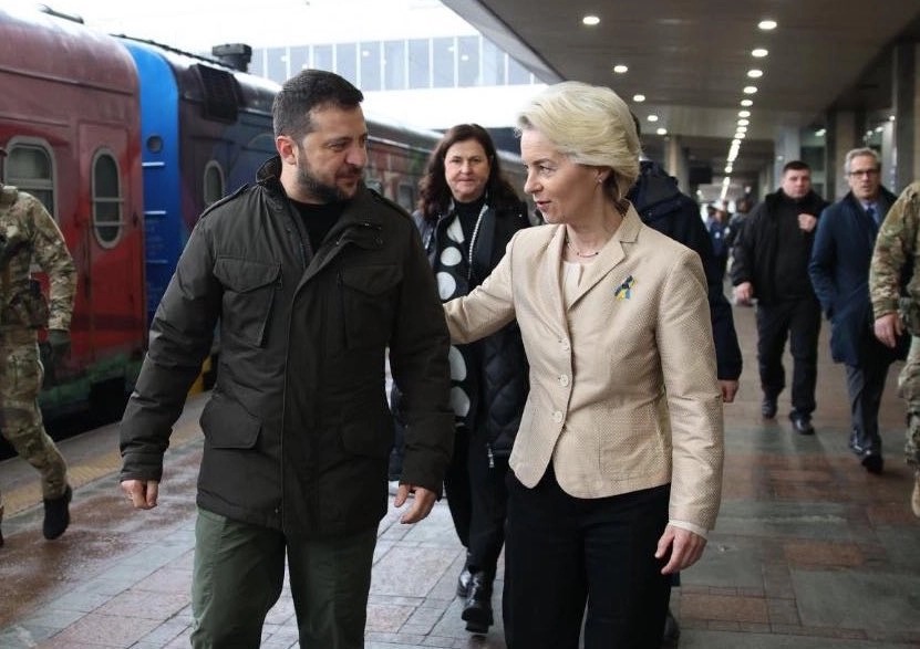 EU Chief in Kyiv to Discuss Bloc's Enlargement