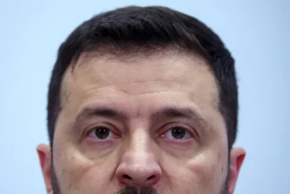 Special Ops Amateur Hour, More Booms and Zelensky Snookers Himself