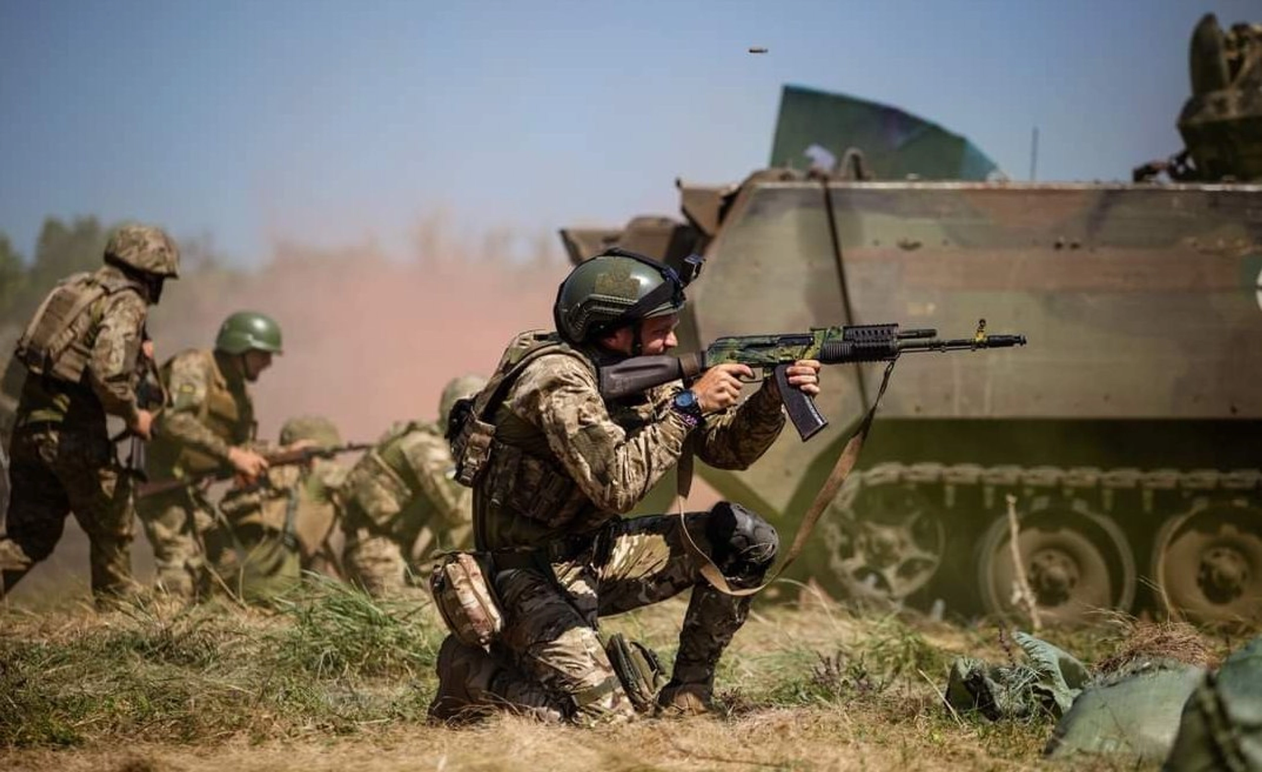 Хроніка українського наступу. 8 листопада: ‘В очікуванні історичного висновку’