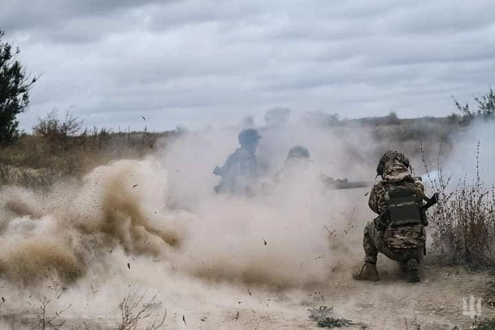 Ukrainian Marines Still Holding Dnipro Bridgehead, Special Ops Busy