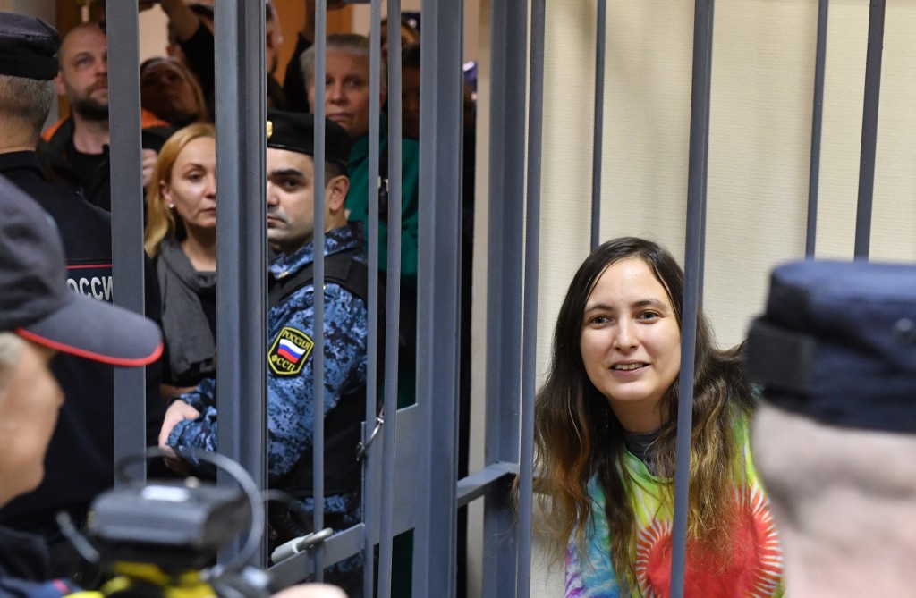 Russia Jails Artist For 7 Years Over Ukraine Supermarket Protest