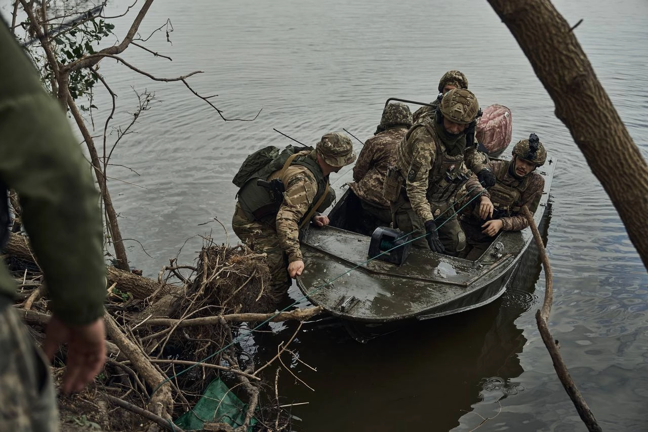 Сили оборони закріплюються на лівому березі Дніпра