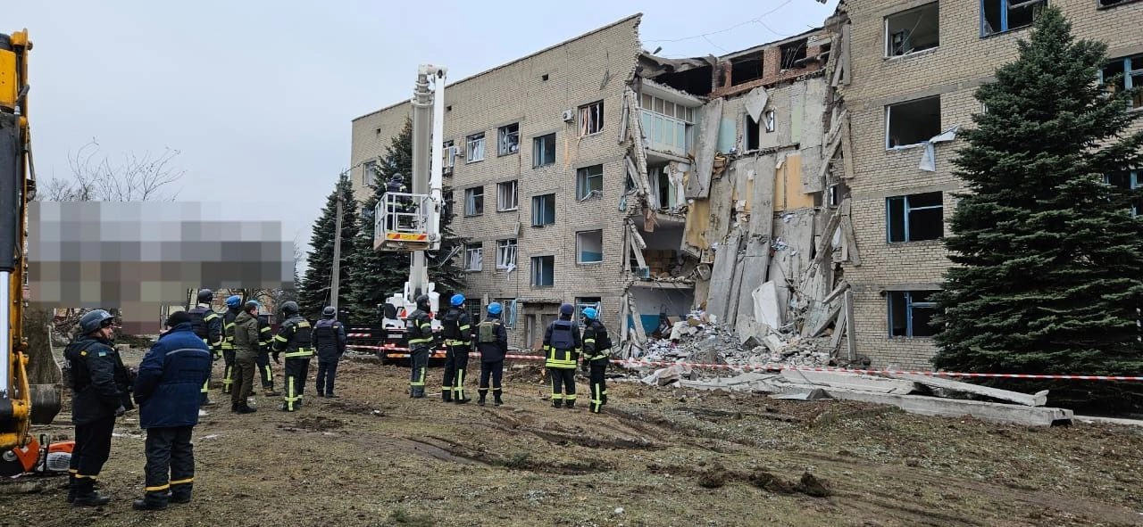 Russia Damaged Medical Facility in Overnight Barrage, Says Kyiv