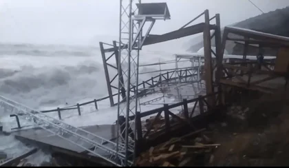 Russian Defenses in Crimea ‘Washed Away’ During Huge Winter Storm