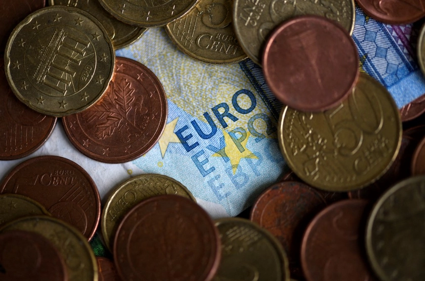 Ukraine Receives $1.2B EU Financial Aid Funded by Frozen Russian Assets