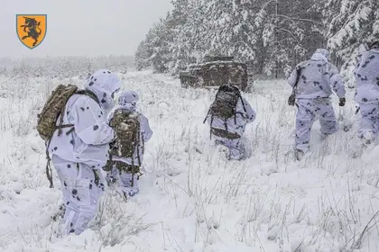 Росіяни чекають покращення погоди біля Авдіївки, - МВА