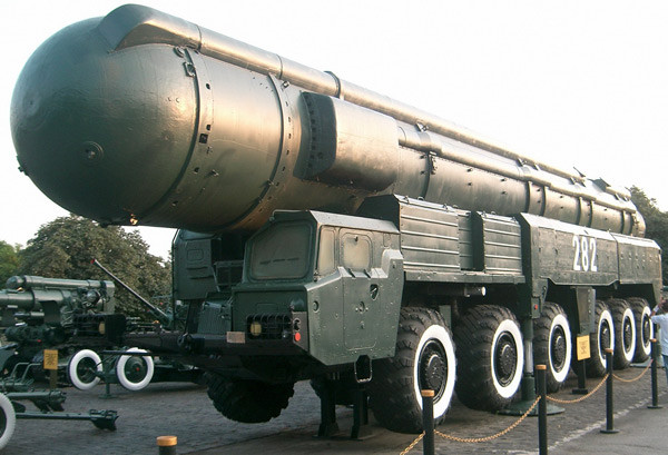 What Happened to the Soviet Nuclear Weapons in Ukraine? - Vimarsana News