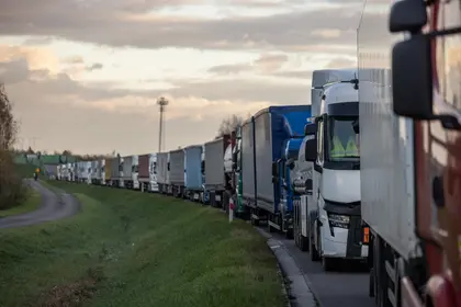 Ukraine's Main Cargo Crossing Point with Poland, Blocked by Polish Truckers, Reopens