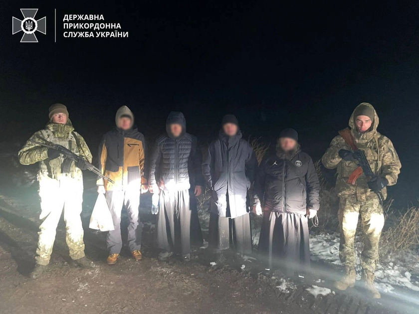 Казначей Києво-Печерської Лаври замаскувався під паломника і намагався втекти до Молдови