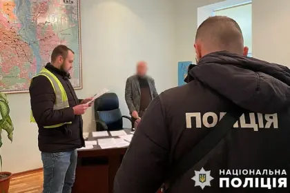 Поліція прийшла з обшуками в “Київський метрополітен”