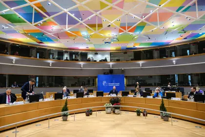 Засідання Євроради розпочалося з розгляду довгострокового бюджету ЄС з 50 млрд євро для України