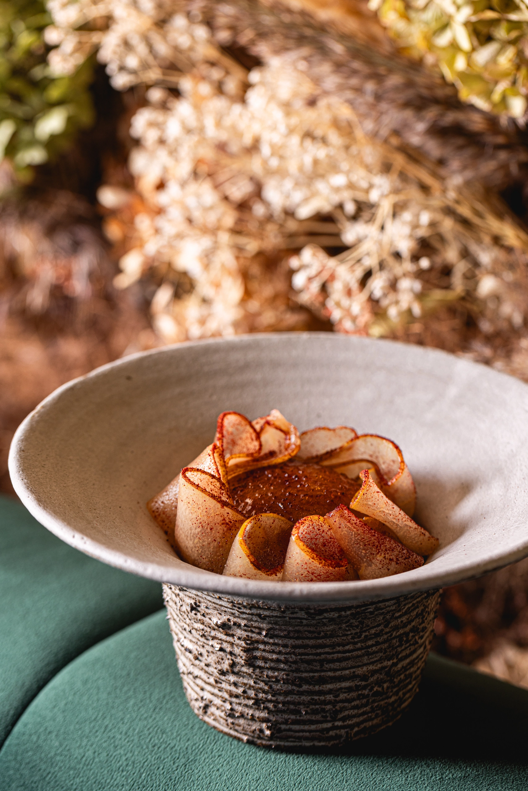 Caramelized pear, chocolate and brew