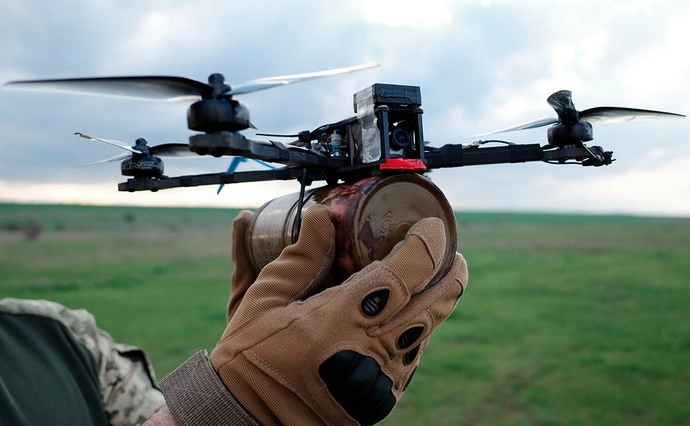 У грудні Україна виробить понад 50 тис. FPV-дронів - Камишін