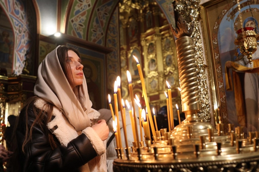 Ukrainians Move Christmas to Dec 25 to be 'Far From Moscow'