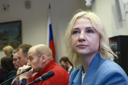 Russian Pro-Peace Candidate, Barred from Vote, Will Create Own Party