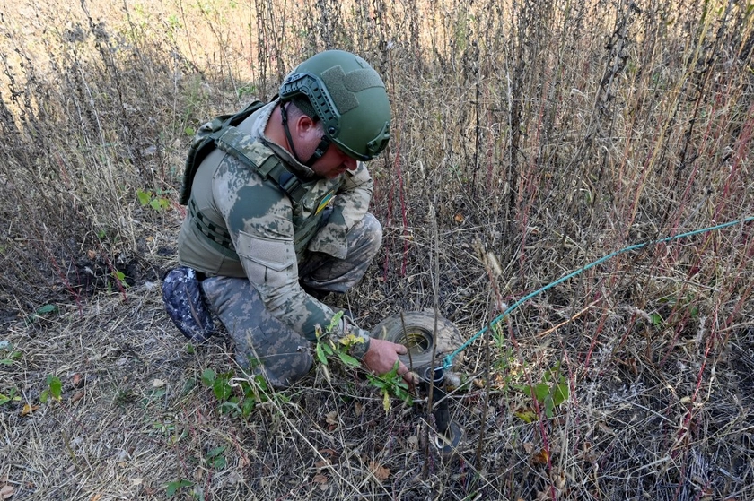 Mines Have Killed 277 Ukrainians, Including 74 Children, State Emergency Services Says