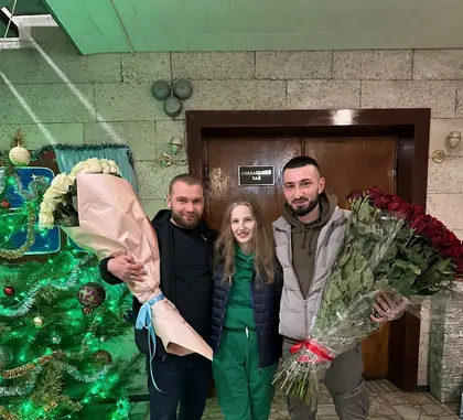 Wedding Proposal Greets Medic Freed in Ukraine Prisoner Swap