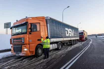 Polish Farmers Suspend Ukraine Blockade