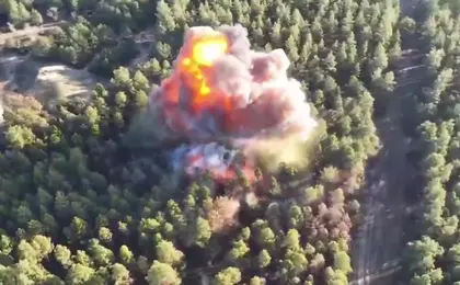 Ukraine Blows Up Russian ‘Solntsepyok’ Heavy Flamethrower with HIMARS, Unleashes Massive Explosion