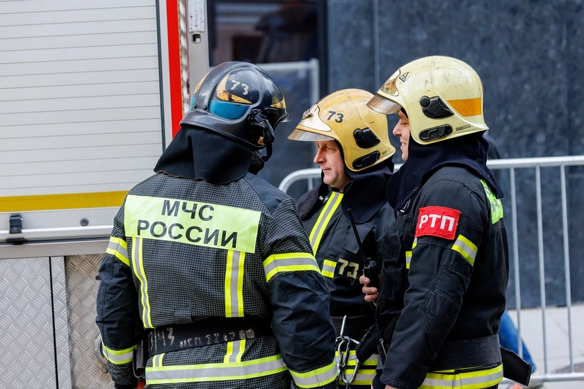 Дрони атакували нафтобазу та енергокомпанію в російському Орлі: що відомо