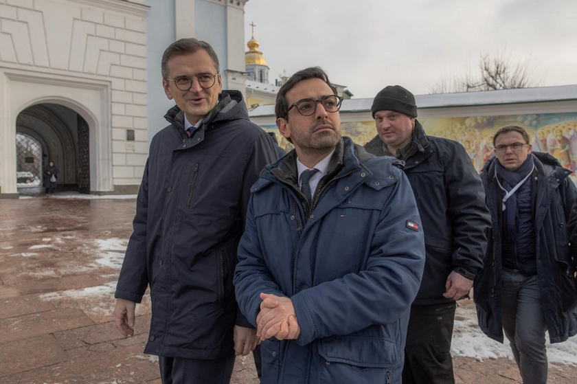 New French Foreign Minister in Kyiv for First Trip Abroad
