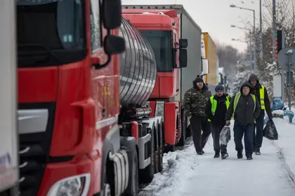 Polish Truckers to Suspend Border Blockade Until March