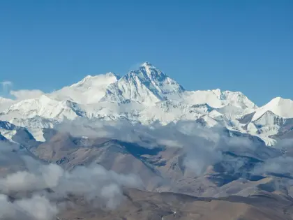 У горах Китаю застрягла тисяча туристів унаслідок сходження лавин