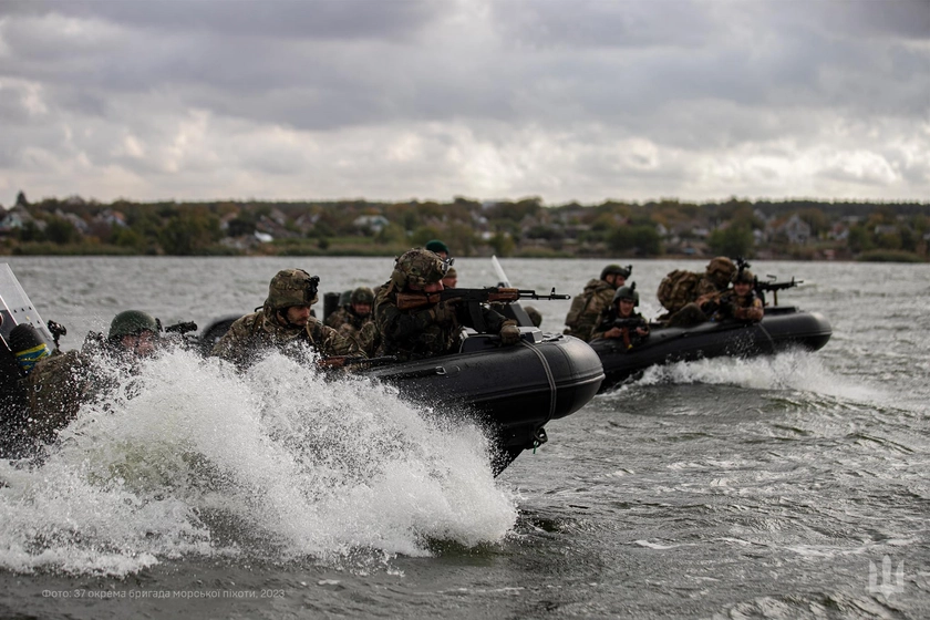 Russian Combat Units Suffer Brutal Losses in Dnipro Bridgehead Battles