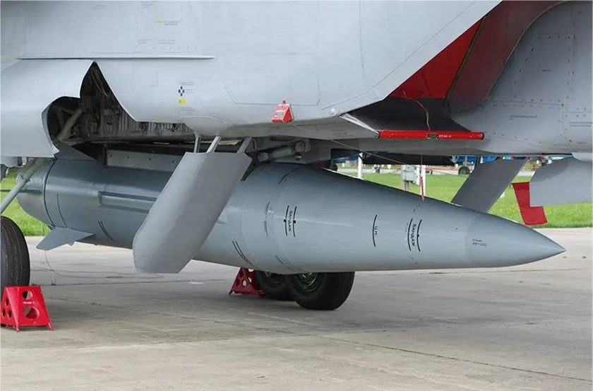 Why Isn’t Russia’s Kinzhal Missile Living Up to Its Hype? (Pun Intended)
