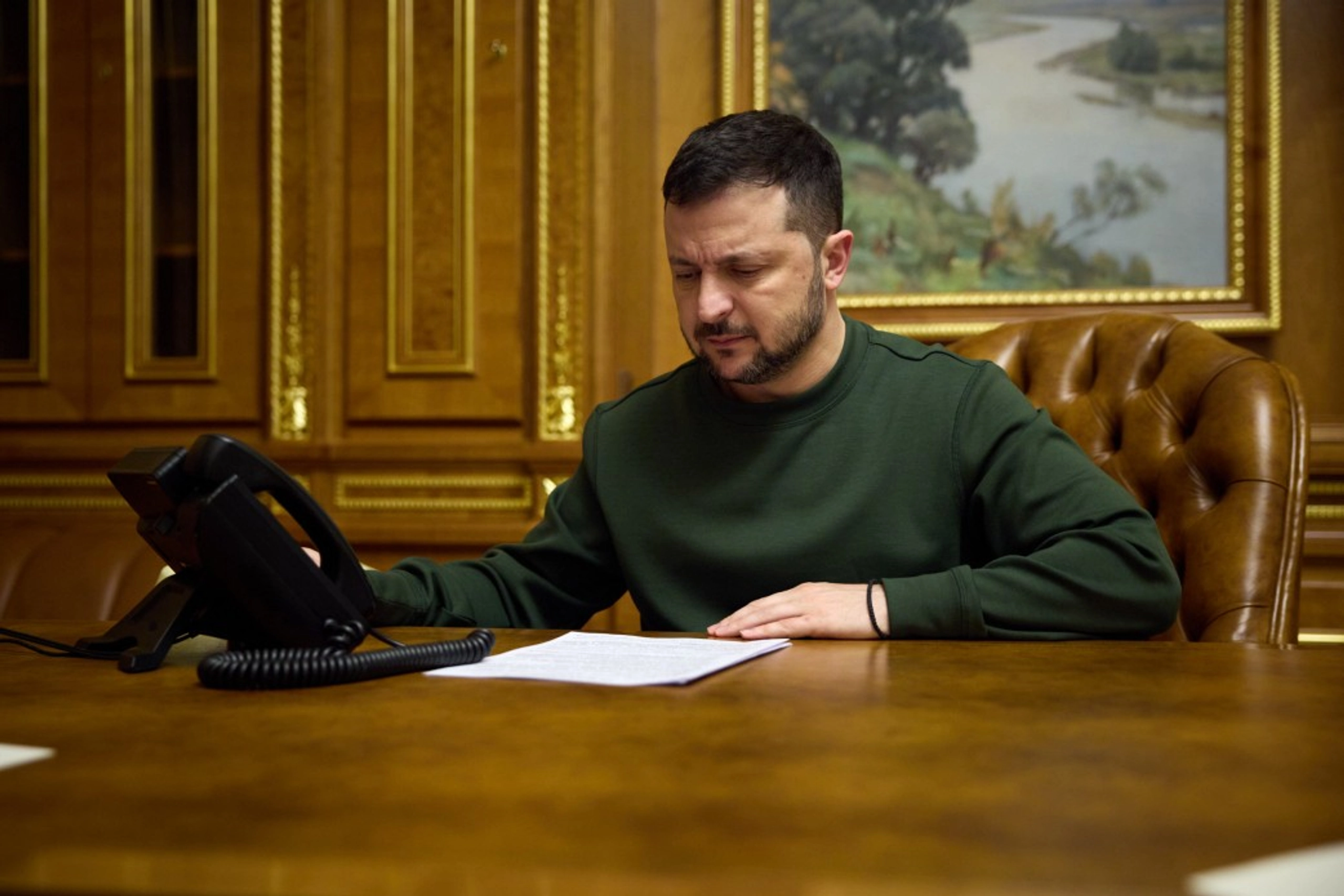 Україна наполягатиме на міжнародному розслідуванні: Зеленський про падіння Іл-76, який нібито перевозив українських полонених