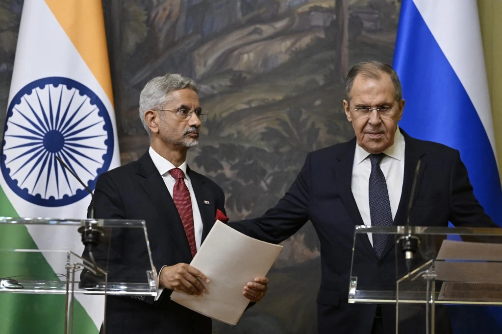 India Pivots Away From Russian Arms, But Will Retain Strong Ties