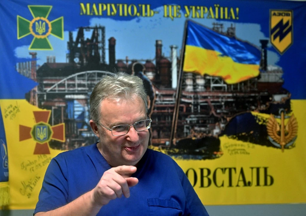 In Ukraine, a Russian Surgeon Atones for Putin's War