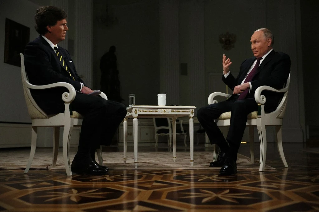 Eurotopics: Carlson Interviews Putin - Who Benefits?