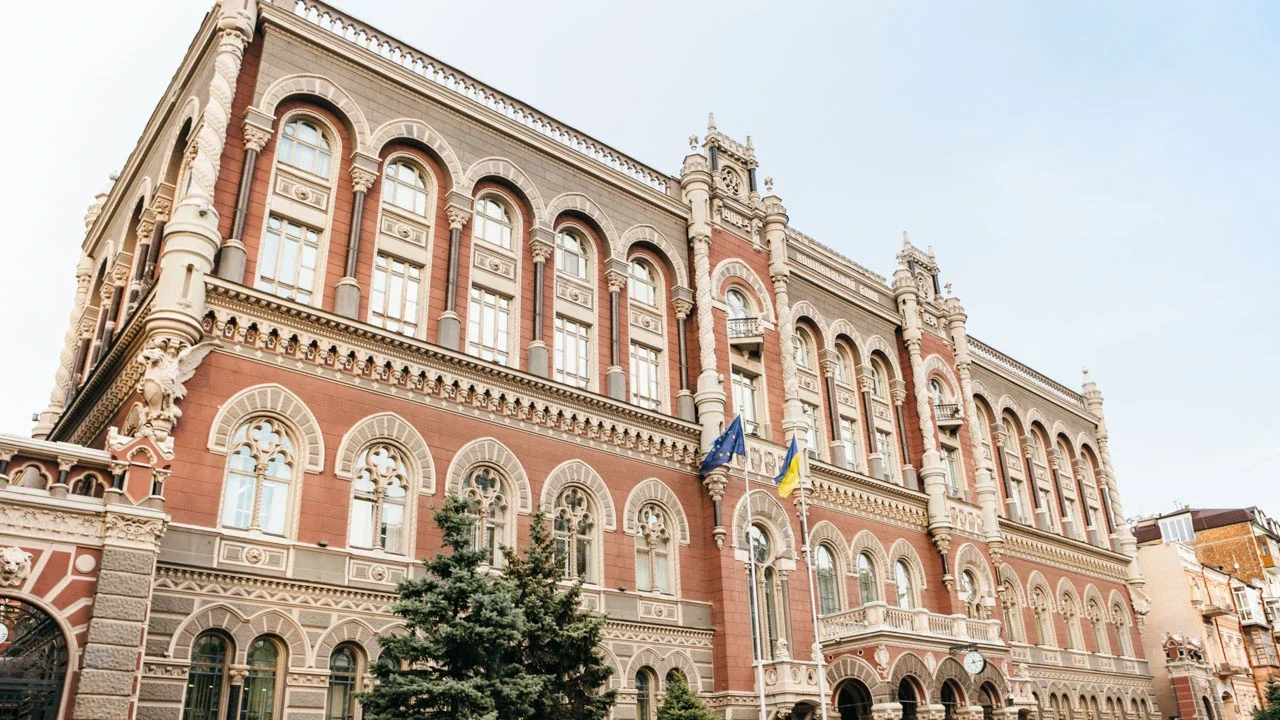 Нацбанк ввів у обіг нову пам’ятну монету до Дня закоханих