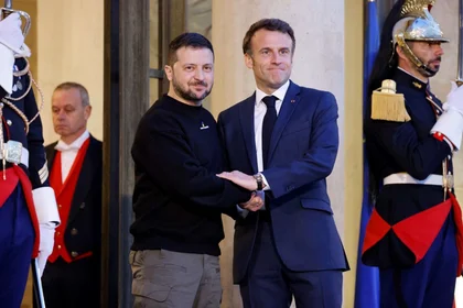 Macron, Zelensky to Sign Security Deal in Paris Friday