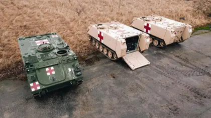 ЗСУ отримали нові бронемашини для евакуації поранених з поля бою
