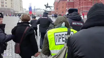 Arrests at Moscow Protest by Wives of Soldiers Fighting in Ukraine