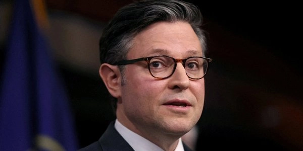 Спікер Палати представників США пообіцяв "своєчасно" винести на голосування допомогу Україні