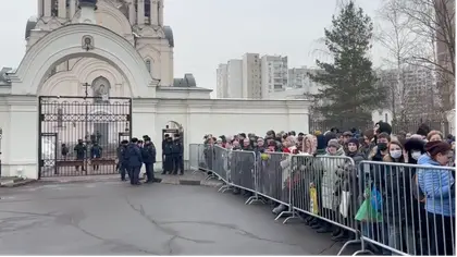 Moscow Hearse Drivers Refuse to Move Navalny’s Body After Threats