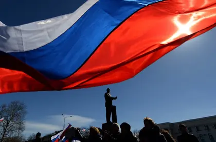 Despite Sanctions, Russia Still Gets Hands-on Western Goods
