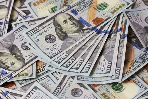 У березні Україна очікує на транш від МВФ на майже 900 млн доларів - Шмигаль